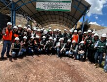 NUEVAS PISTAS, VEREDAS Y MUROS DE CONTENCIÓN TRANSFORMAN LA APV VILLA REAL DE ALTO QOSQO NUEVAS PISTAS, VEREDAS Y MUROS DE CONTENCIÓN TRANSFORMAN LA APV VILLA REAL DE ALTO QOSQO