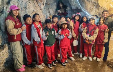 ESTUDIANTES DE LA INSTITUCIÓN EDUCATIVA PASTORCITOS DE FÁTIMA VISITARON DE FORMA GRATUITA LOS ATRACTIVOS TURÍSTICOS DE SAN SEBASTIÁN TRAS DESTACAR EN EL CONCURSO ESCOLAR “PANAKAS TOK 2026”