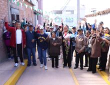 ¡DIGNIDAD Y ORGULLO! MUNICIPALIDAD INAUGURA PISTAS Y VEREDAS EN LA A.P.V. CAMPIÑA BAJA CON UNA INVERSIÓN SUPERIOR A LOS 800 MIL SOLES ¡DIGNIDAD Y ORGULLO! MUNICIPALIDAD INAUGURA PISTAS Y VEREDAS EN LA A.P.V. CAMPIÑA BAJA CON UNA INVERSIÓN SUPERIOR A LOS 800 MIL SOLES